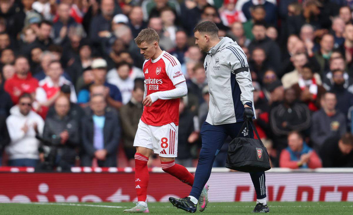 乐鱼官网-转折点！阿森纳再遭质疑；中超赛前攻防权衡；悬念犹存；控场能力受关注(双十一防诈骗观后感)