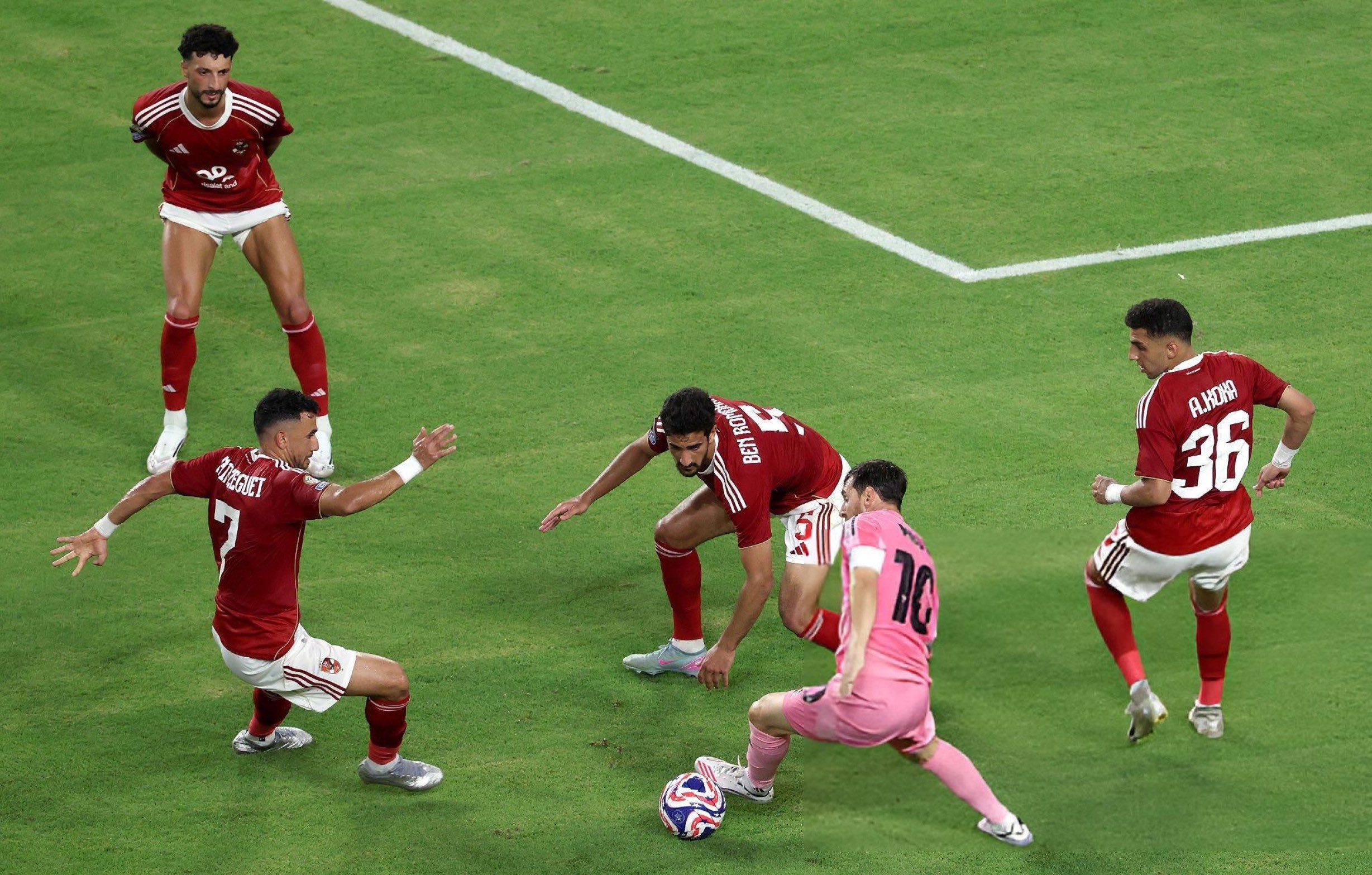 乐鱼-包含里程碑夜！巴塞罗那造点机会，法国杯赛后刷纪录，引发热议，球队文化再被提及的词条