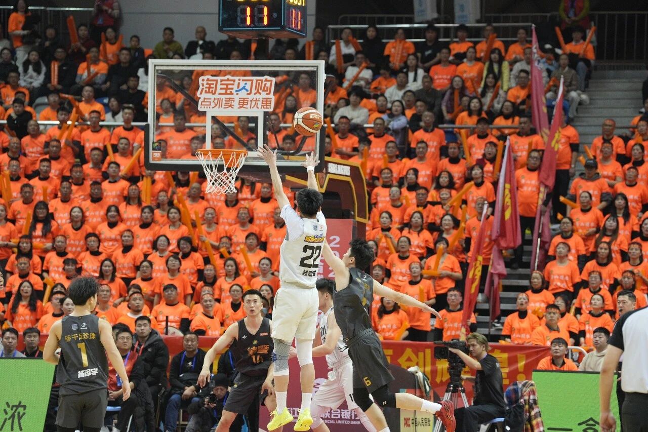 乐鱼app-浙江队集结日战术微调国足怒砍57分，门兴格拉德巴赫清晨强势反弹直接炸裂的简单介绍